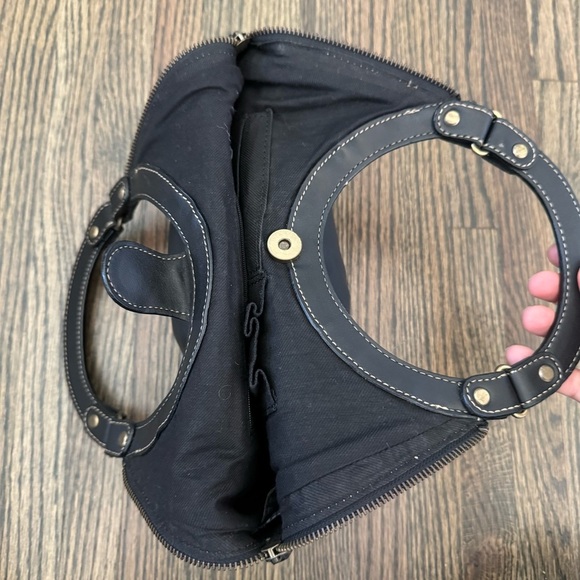 Y2K Vintage Nine West Faux Leather Round Handbag - Picture 4 of 7